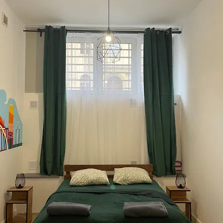 Homestay Tomtom
